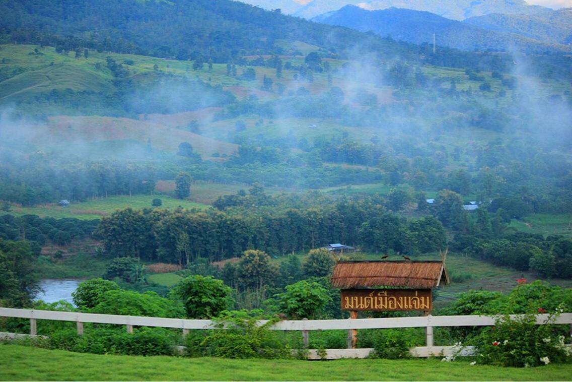 มนต์เมืองแจ่ม Hotel Mae Chaem Ngoại thất bức ảnh